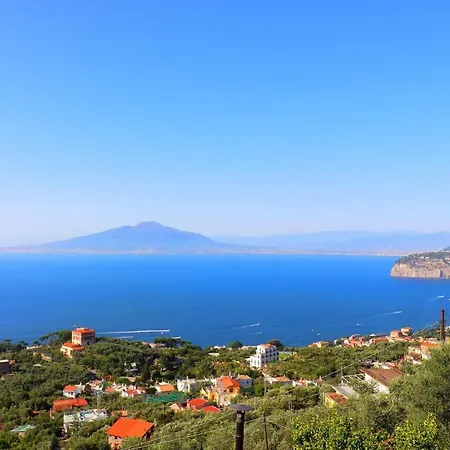 De Vivo Realty - La Rosa Del Sud Sorrento Сорренто
