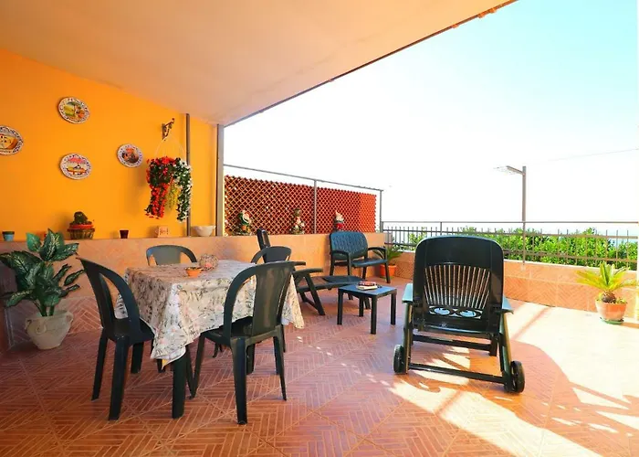 La Rosa Del Sud - De Vivo Realty